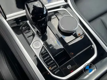 BMW M850i xDrive Coupe DA Prof. HUD PA  Sitzlüft DAB