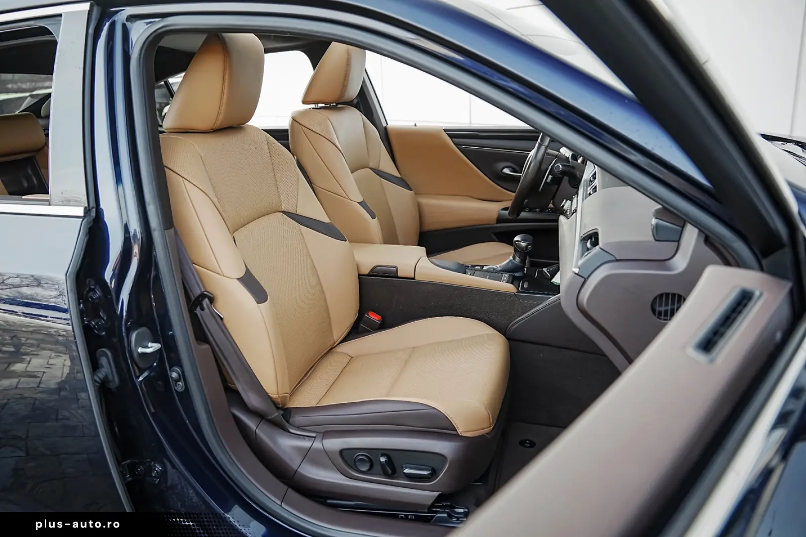 Lexus Seria ES 300h Business Edition