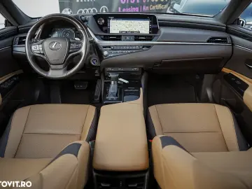 Lexus Seria ES 300h Business Edition