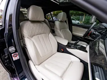 BMW Seria 5 540i xDrive