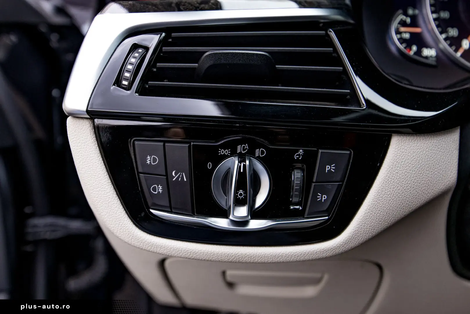 BMW Seria 5 540i xDrive