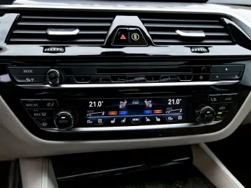 BMW Seria 5 540i xDrive