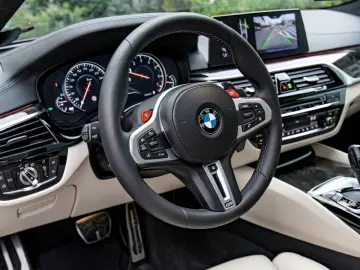 BMW Seria 5 540i xDrive