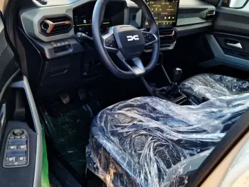 DACIA DUSTER 1.2 TCe MHEV 130CP Extreme 4X4