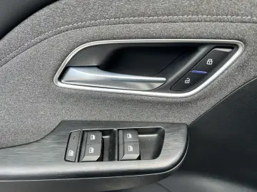 MG ZS 1.5 Benzina 116 CP   SUV   Camera   CarPlay   Garantie