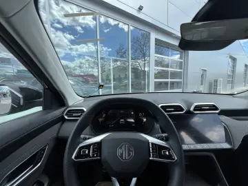 MG ZS 1.5 Benzina 116 CP   SUV   Camera   CarPlay   Garantie