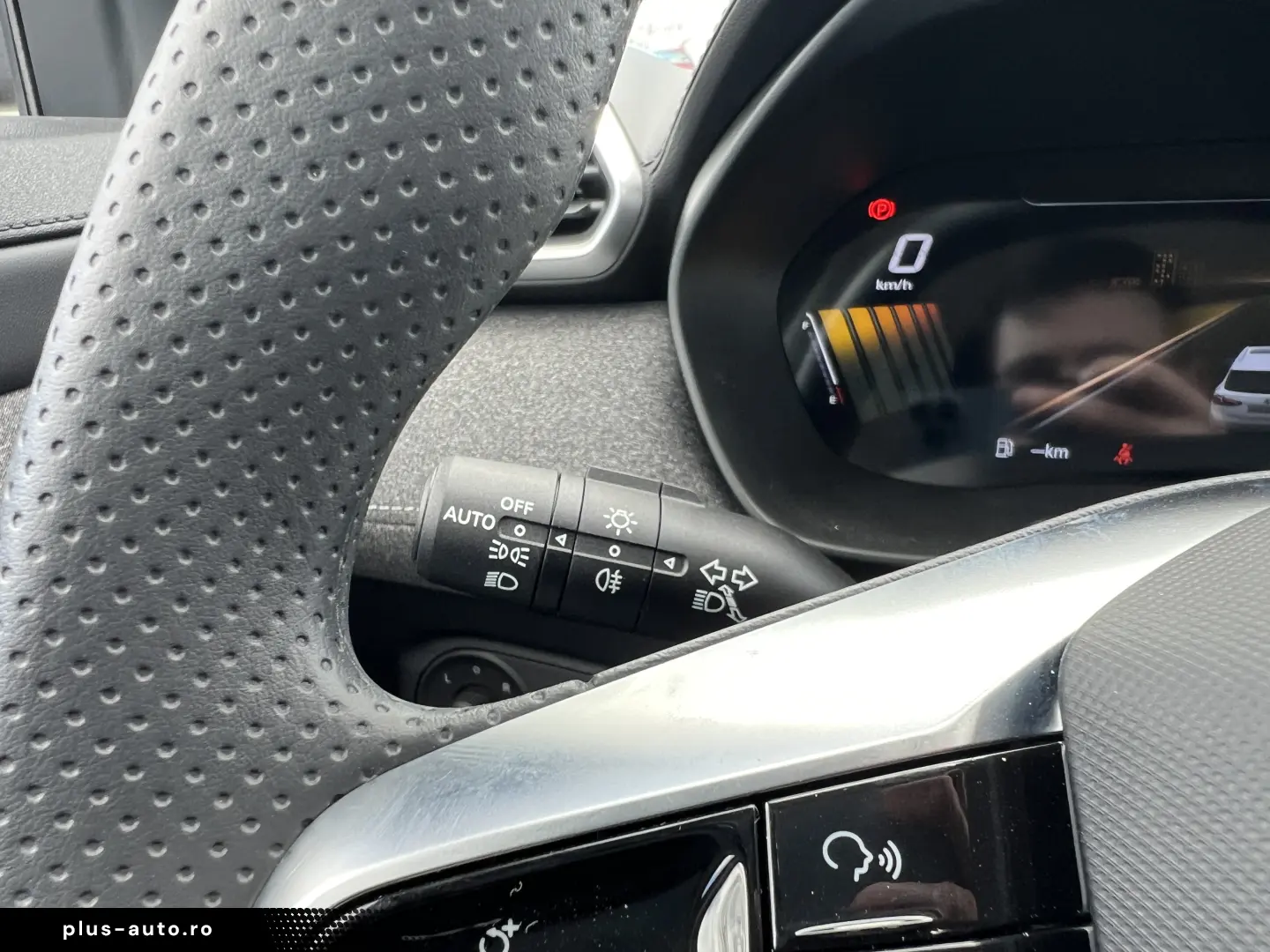 MG ZS 1.5 Benzina 116 CP   SUV   Camera   CarPlay   Garantie