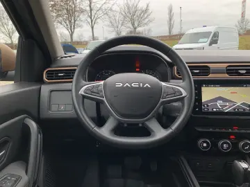 DACIA DUSTER EXTREME TCe 150 EDC LED NAVI 360 KAMERA