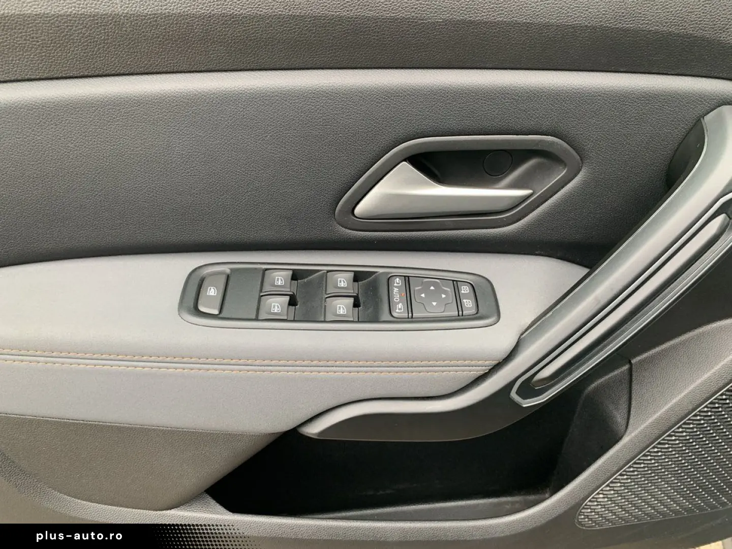 DACIA DUSTER EXTREME TCe 150 EDC LED NAVI 360 KAMERA