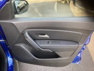 DACIA Duster Journey TCe 150 AT Navi Klima SHZ RFK