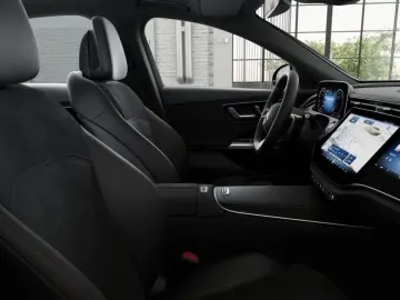 MERCEDES-BENZ E 220 d 4M AMG-Sport Super Pano Stdhz &hellip;