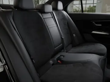 MERCEDES-BENZ E 220 d 4M AMG-Sport Super Pano Stdhz &hellip;