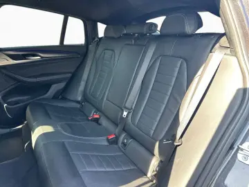 BMW X4 xDr30i MSport HUD Laser Keyless