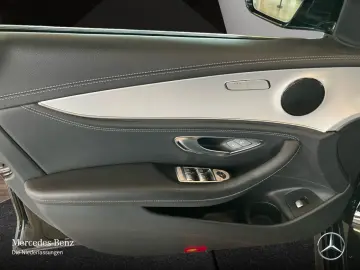 MERCEDES-BENZ E 300 de T AMG Fahrass AHK RFK Ambient…