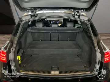 MERCEDES-BENZ E 300 de T AMG Fahrass AHK RFK Ambient…