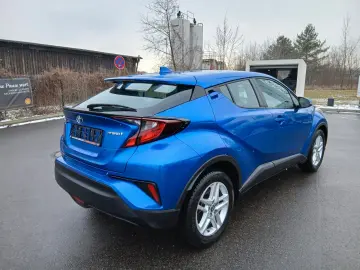 TOYOTA C-HR 1.8 Hybrid KAMERA NAVI LED KEYLESS SITZHEI