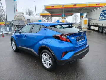 TOYOTA C-HR 1.8 Hybrid KAMERA NAVI LED KEYLESS SITZHEI