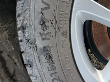 TOYOTA C-HR 1.8 Hybrid KAMERA NAVI LED KEYLESS SITZHEI