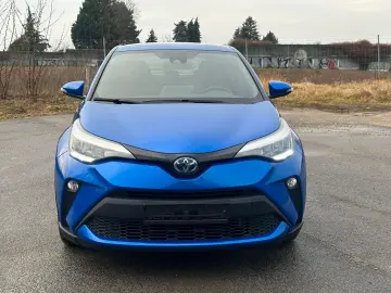 TOYOTA C-HR 1.8-l-VVTi Hybrid Benzin Style  Automatik