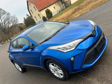 TOYOTA C-HR 1.8-l-VVTi Hybrid Benzin Style  Automatik