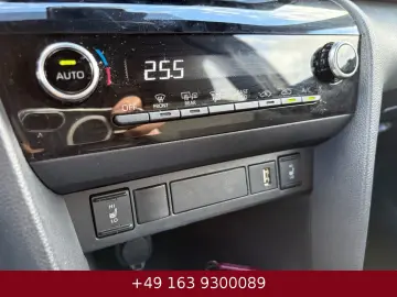 TOYOTA Yaris Cross HYBRID