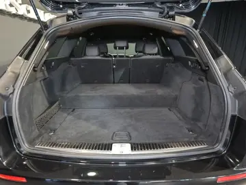 MERCEDES-BENZ E 300 de 4M T AMG LED 360' SOUND …