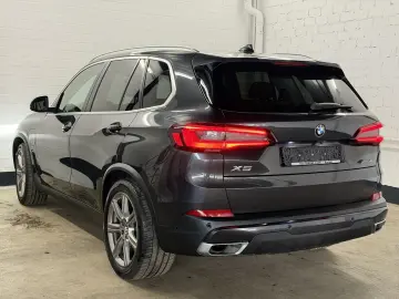 BMW X5 xDrive45e