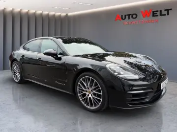 Porsche Panamera 4 Platinum Edition