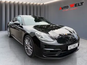 Porsche Panamera 4 Platinum Edition