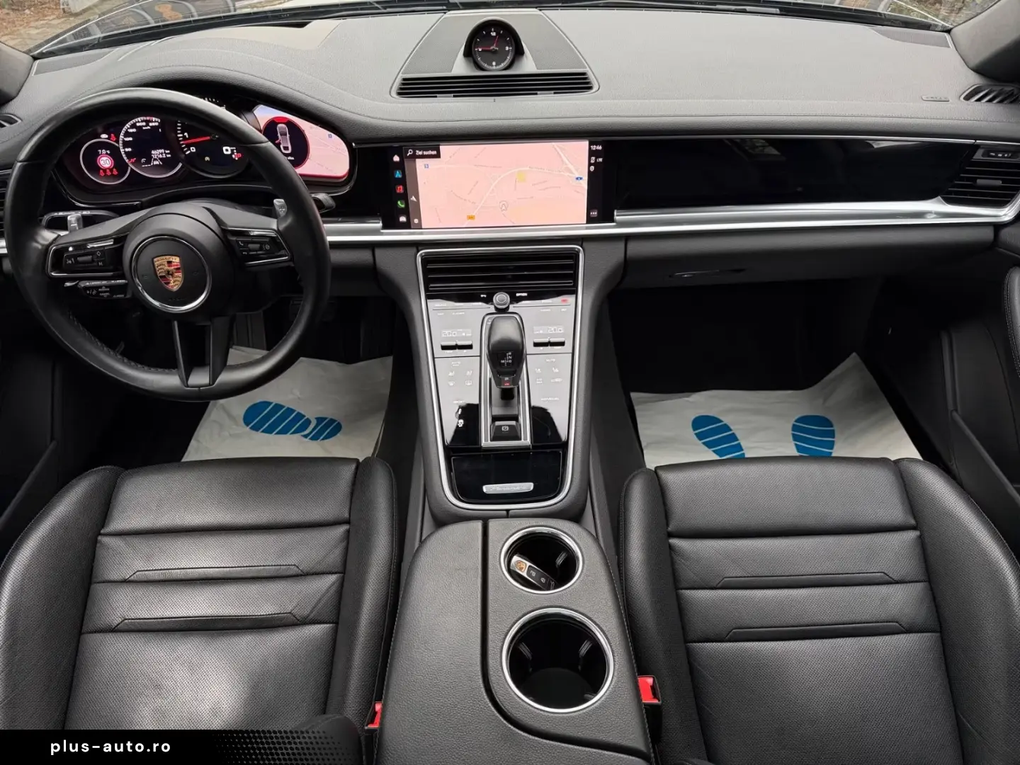 Porsche Panamera 4 Platinum Edition