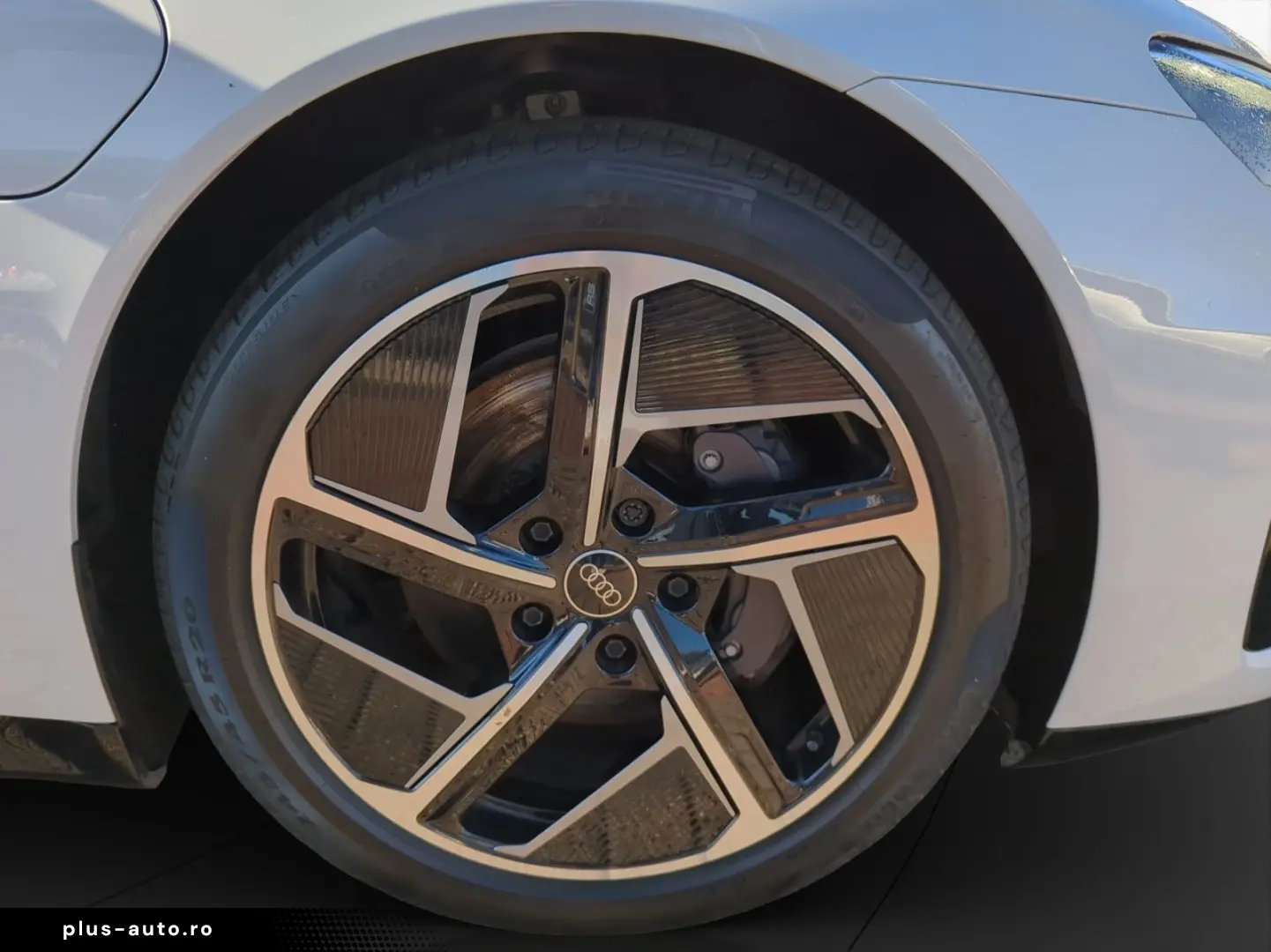 AUDI e-tron GT quattro Panorama