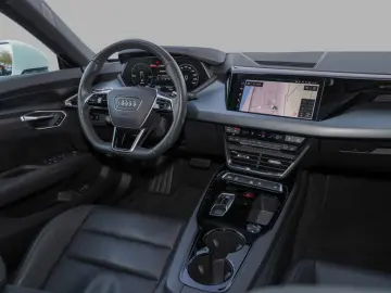 AUDI e-tron GT quattro