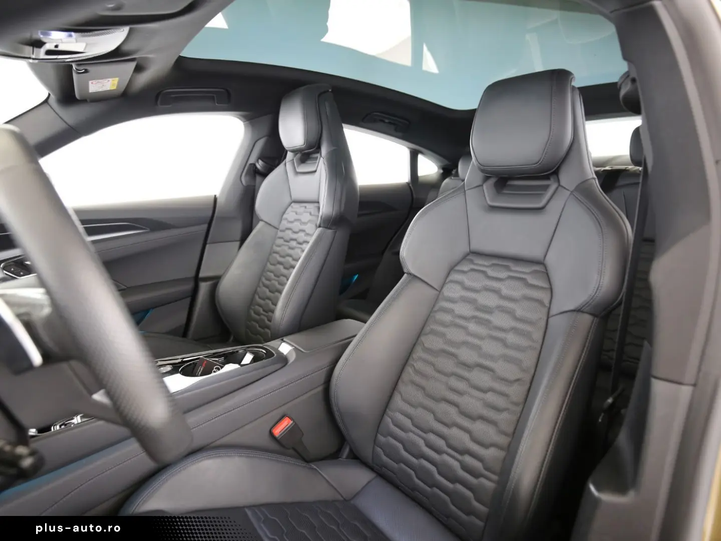 AUDI e-tron GT quattro