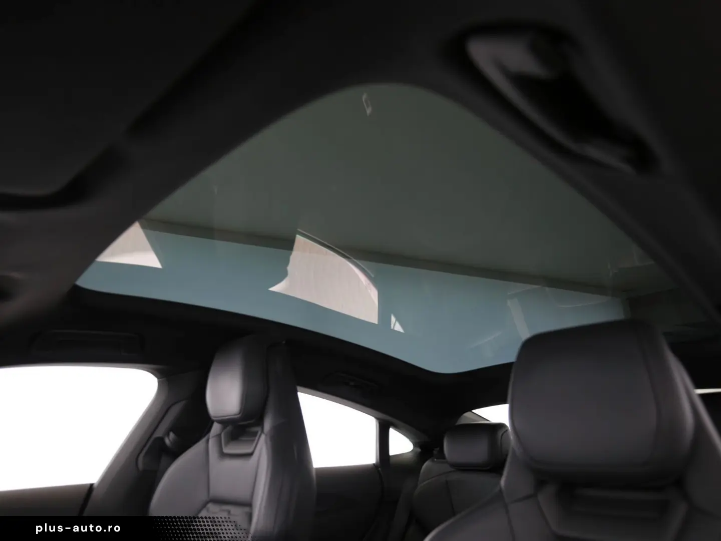 AUDI e-tron GT quattro