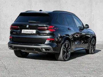 BMW X5 xDr40d MSpoPro Massage Ventil IcGlow 360