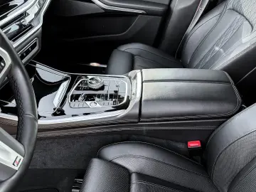 BMW X5 xDr40d MSpoPro Massage Ventil IcGlow 360