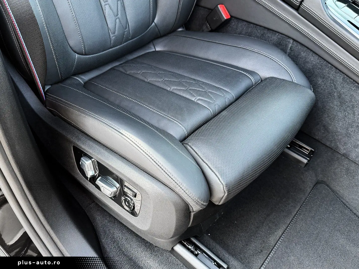 BMW X5 xDr40d MSpoPro Massage Ventil IcGlow 360