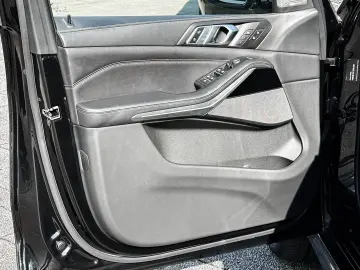 BMW X5 xDr40d MSpoPro Massage Ventil IcGlow 360