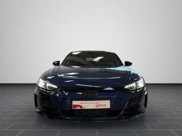 AUDI e-tron GT quattro