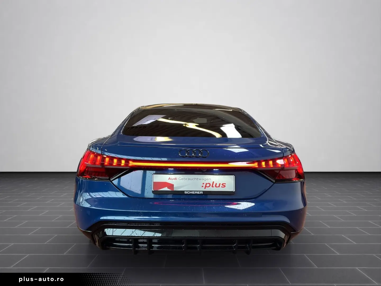 AUDI e-tron GT quattro