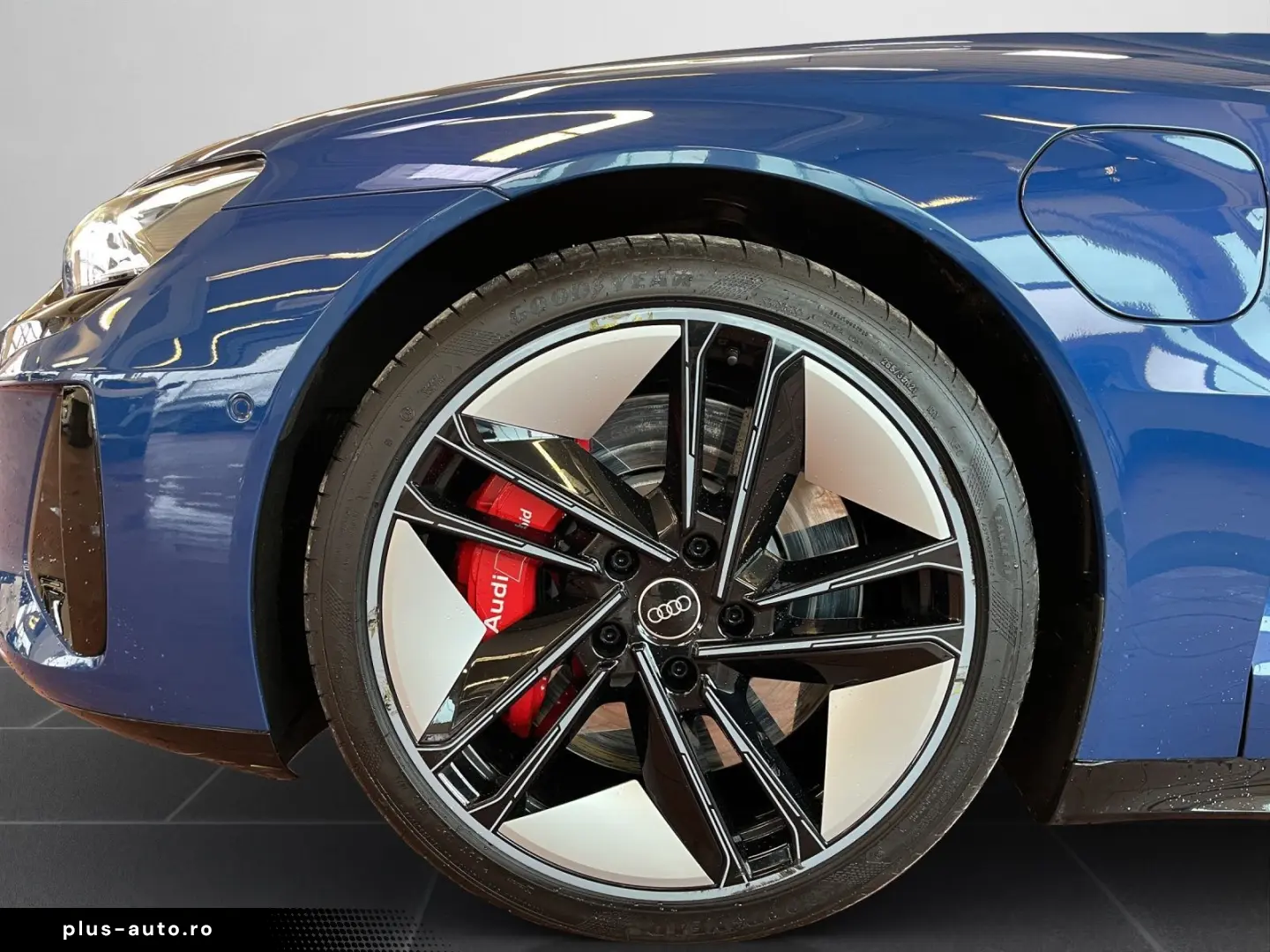 AUDI e-tron GT quattro