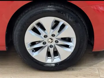 SKODA Octavia Limousine Ambition 1.5 TGI G-TEC DSG LED