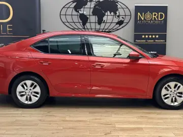 SKODA Octavia Limousine Ambition 1.5 TGI G-TEC DSG LED