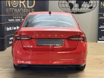 SKODA Octavia Limousine Ambition 1.5 TGI G-TEC DSG LED