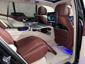 Mercedes-Benz GLS600 Maybach