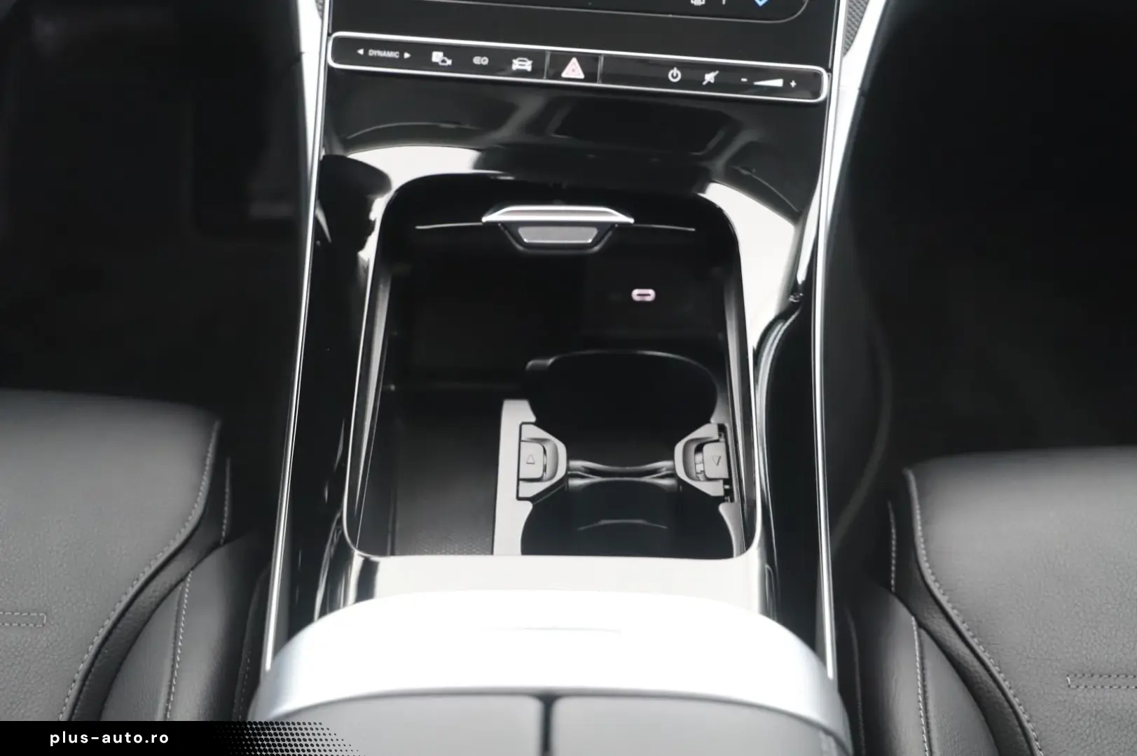 MERCEDES-BENZ C 400 e 4M Avantgarde2x LED MBUX Distr&hellip;