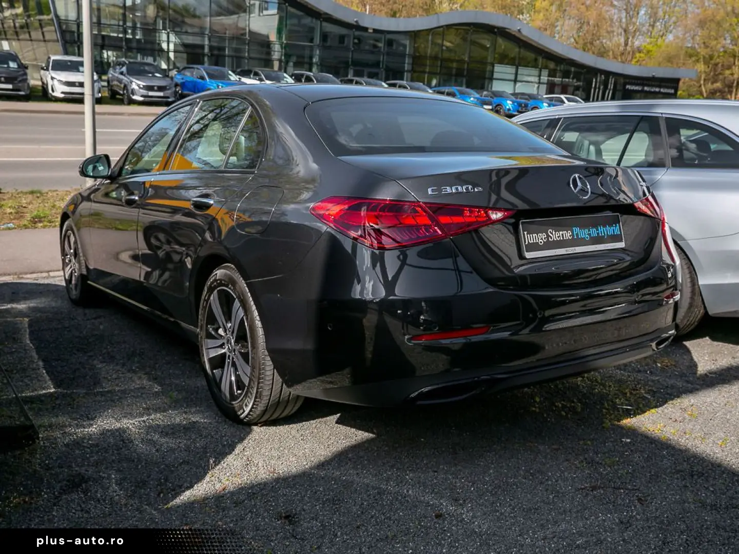 MERCEDES-BENZ C 300 e 4M AVANTGARDE DISTRONIC NIGHT 360  AHK