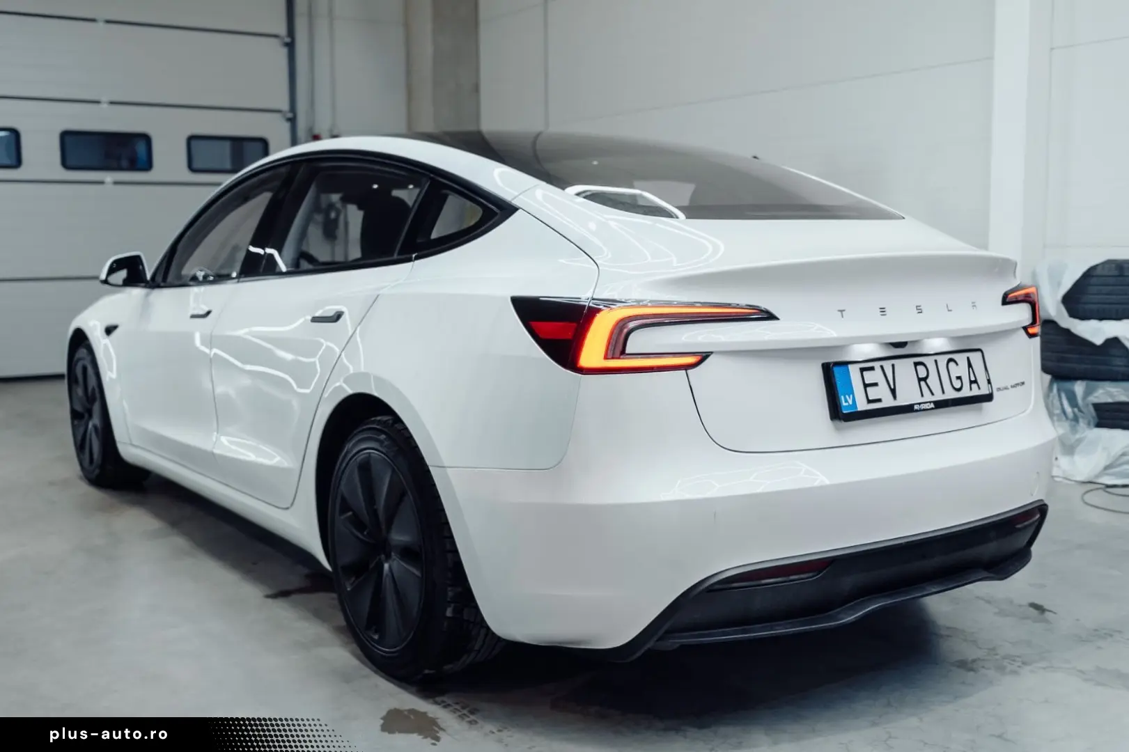 TESLA Model 3 Long Range Dual AWD Highland