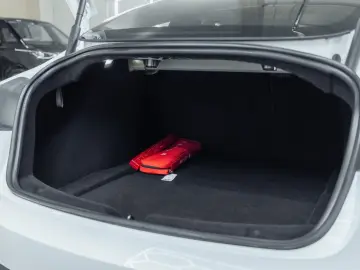 TESLA Model 3 Long Range Dual AWD Highland