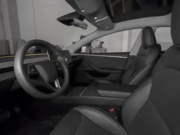 TESLA Model 3 Long Range Dual AWD Highland